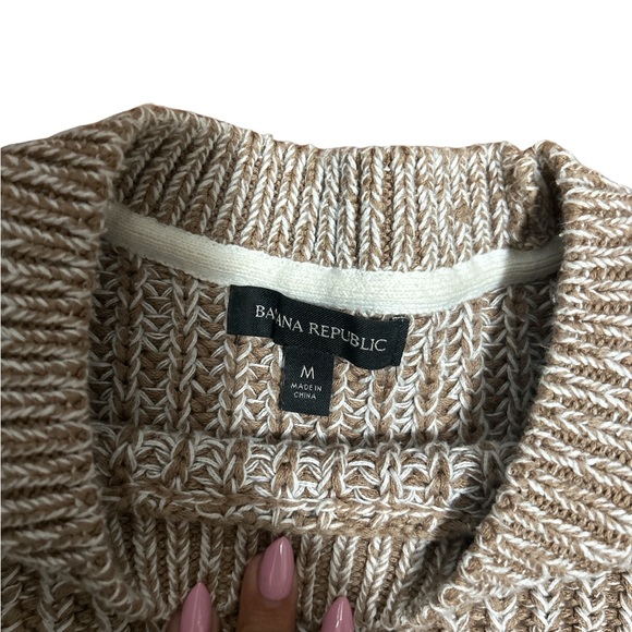 Banana Republic Tan Crew Neck Sweater - Picture 5 of 8